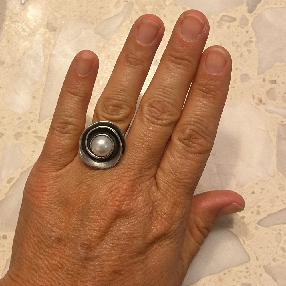 Silpada Sterling Silver & Genuine Pearl ring size 7